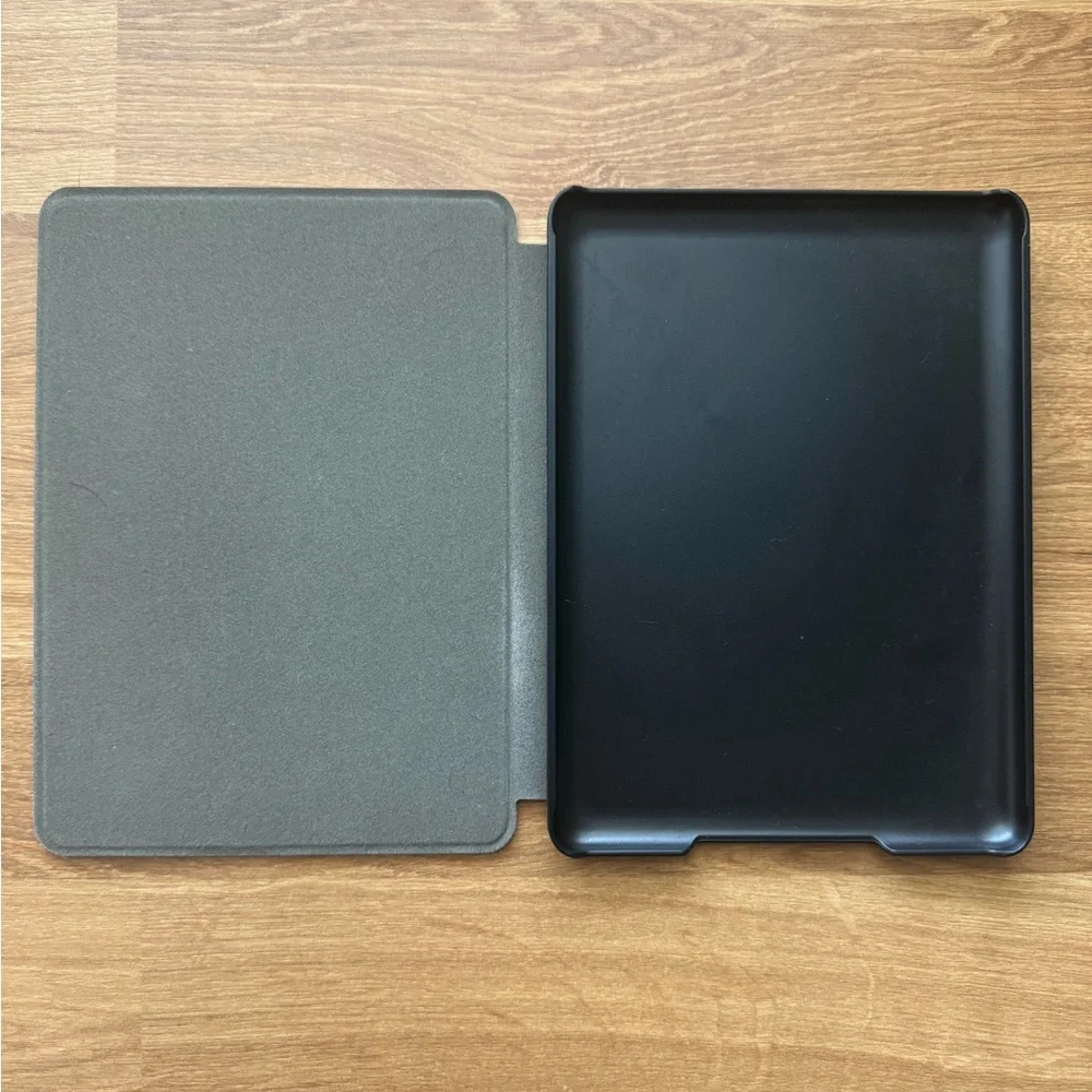 Kindle Case Paperwhite 11th Generation Case - Grumpy Sunshine